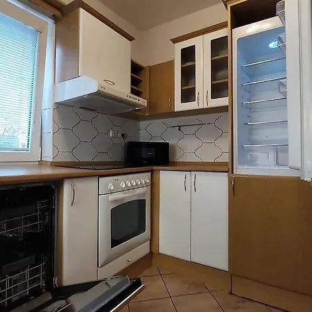 Klasicky Dum, 5 Loznic , 5 Bedrooms, Praha Exterior photo