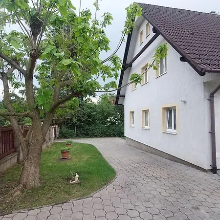 Klasicky Dum, 5 Loznic , 5 Bedrooms, Praha Exterior photo