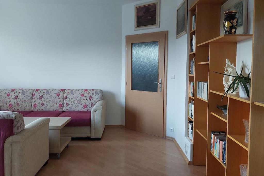 Сasa de vacaciones Klasicky Dum, 5 Loznic , 5 Bedrooms, Praga